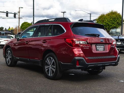 Used 2018 Subaru Outback 2.5i Limited AWD/4WD image 11