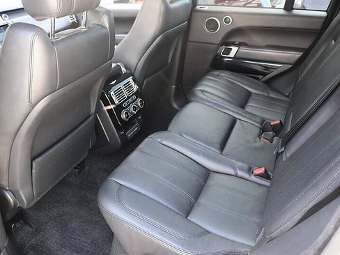 Used 2017 Land Rover Range Rover Supercharged AWD/4WD image 14