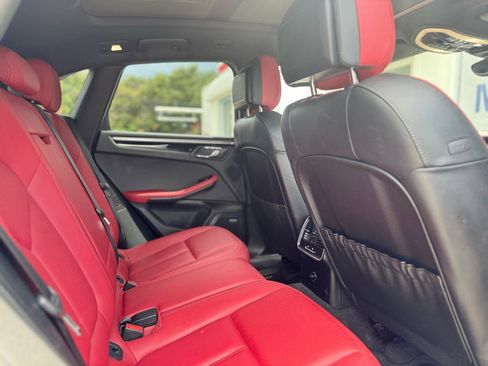 Used 2017 Porsche Macan S AWD/4WD image 58