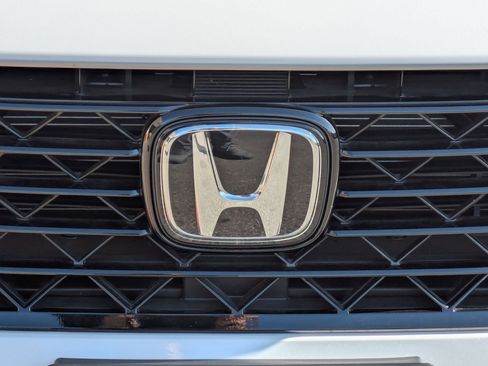 Used 2025 Honda Accord LX image 13