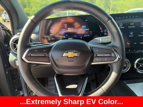 Used 2024 Chevrolet Blazer EV LT AWD/4WD image 7
