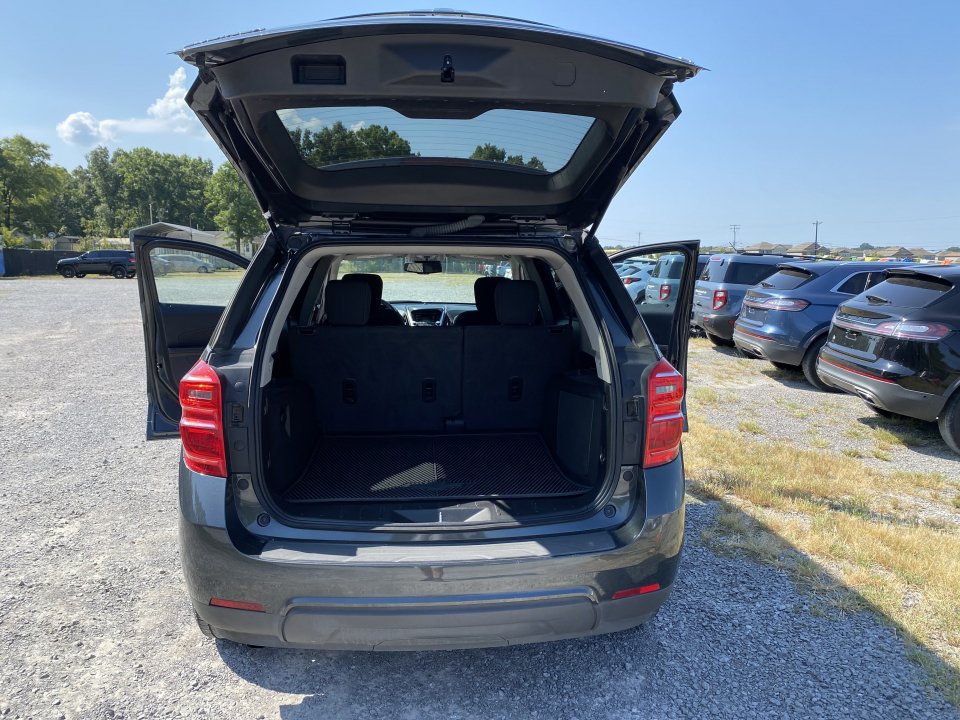 Used 2017 Chevrolet Equinox LT w/ Convenience Package FWD image 17