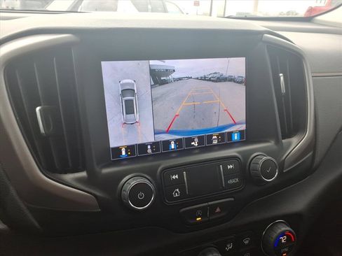 Used 2024 GMC Terrain AT4 w/ Infotainment Package II image 27