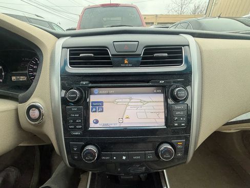 Used 2014 Nissan Altima 2.5 SL w/ Technology Package image 9