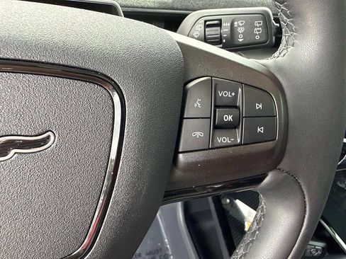 Used 2022 Ford Mustang Mach-E Premium AWD/4WD image 35