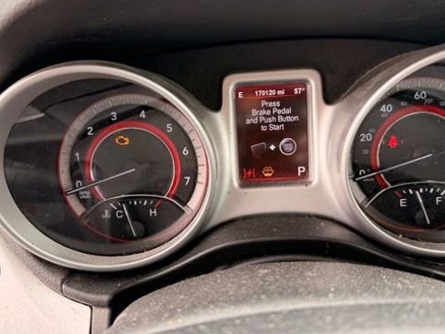 Used 2013 Dodge Journey Crew FWD image 17