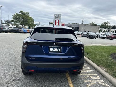 Certified 2025 Nissan Kicks SV image 7