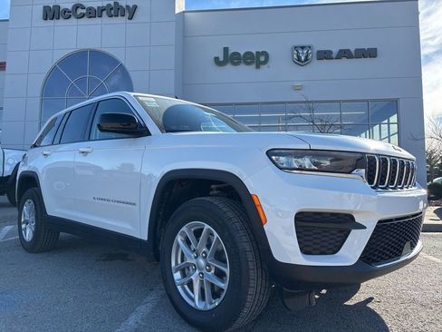 New 2026 Jeep Grand Cherokee Laredo X AWD/4WD image 1