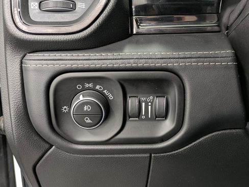 Used 2025 RAM 3500 Limited image 20