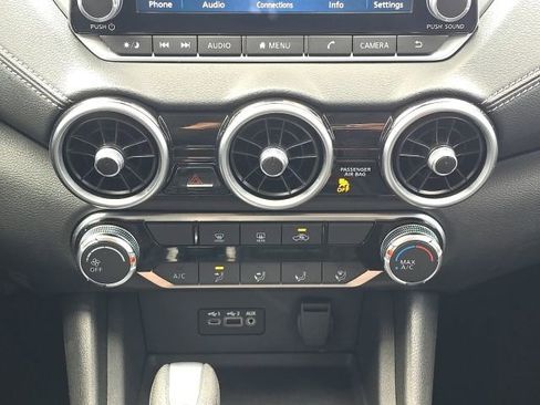 Used 2023 Nissan Sentra SV image 29