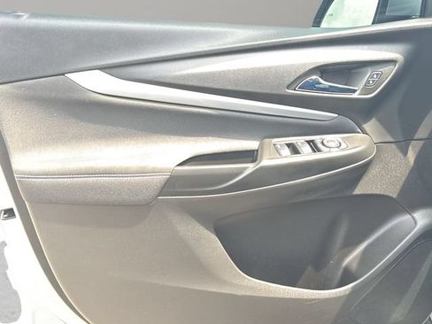 Used 2023 Chevrolet Bolt EUV LT w/ Driver Confidence Package FWD image 16