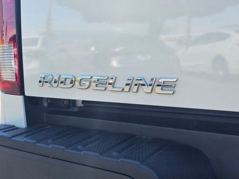 Used 2023 Honda Ridgeline Black Edition image 17