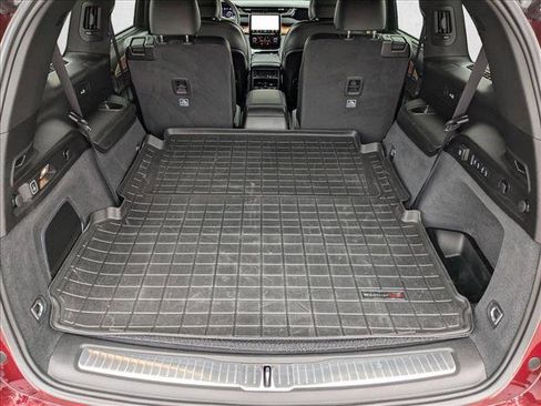 Used 2023 Jeep Grand Cherokee L Summit image 6