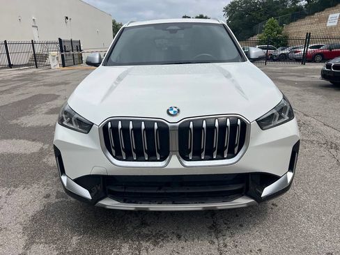 Used 2023 BMW X1 xDrive28i w/ Convenience Package AWD/4WD image 3