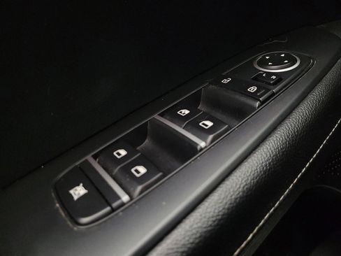 Used 2019 Kia Forte S image 27