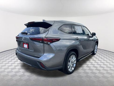 New 2026 Toyota Highlander Limited AWD/4WD image 7