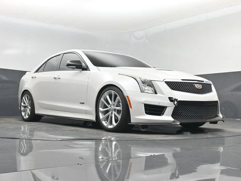 Used 2018 Cadillac ATS V w/ Carbon Fiber Package RWD image 32
