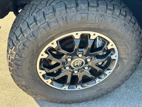 Used 2024 Toyota Tundra SR5 w/ TRD Off-Road Package AWD/4WD image 26
