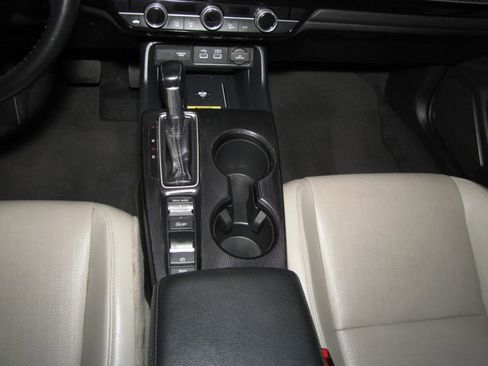 Certified 2023 Honda Civic Touring image 16