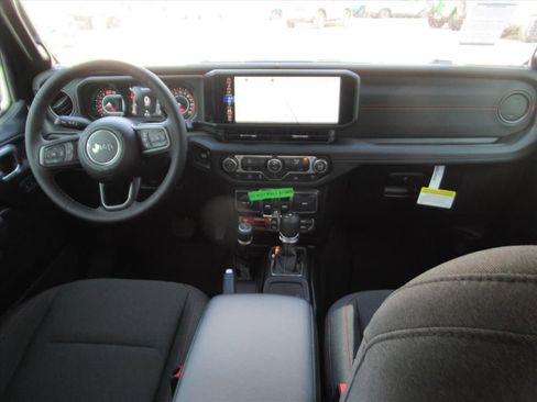 New 2026 Jeep Wrangler Unlimited Rubicon w/ Technology Group image 11