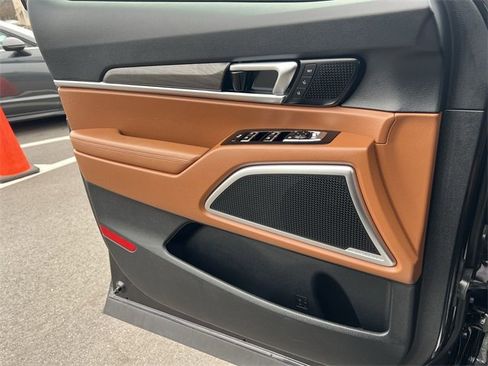 Used 2025 Kia Telluride SX X-Line image 27