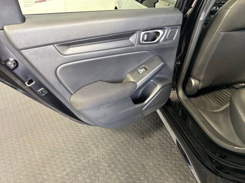 Used 2024 Honda Civic Sport image 12