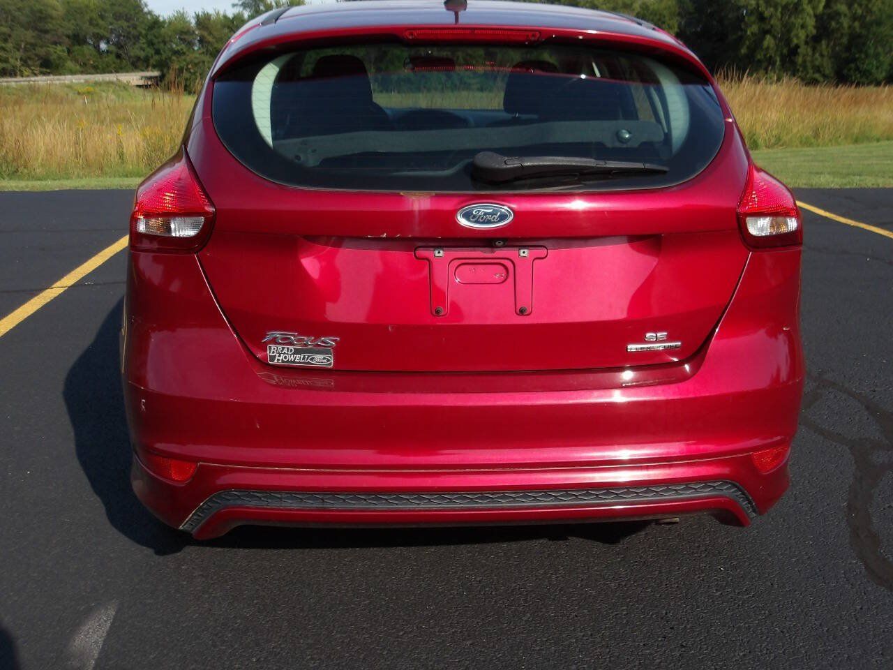 Used 2015 Ford Focus SE w/ SE Sport Package FWD image 37