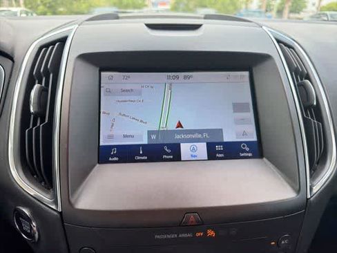 Used 2020 Ford Edge Titanium FWD image 25