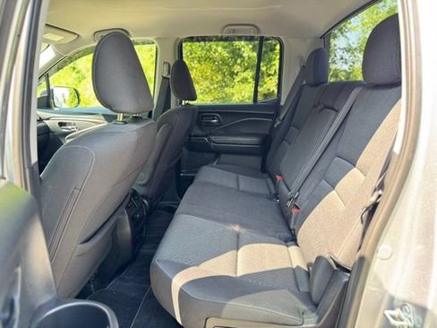 Used 2018 Honda Ridgeline Sport image 13