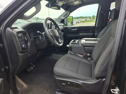 Used 2024 Chevrolet Silverado 2500 Custom w/ Custom Value Package AWD/4WD image 7