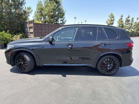 Used 2021 BMW X5 M50i w/ Executive Package AWD/4WD image 3