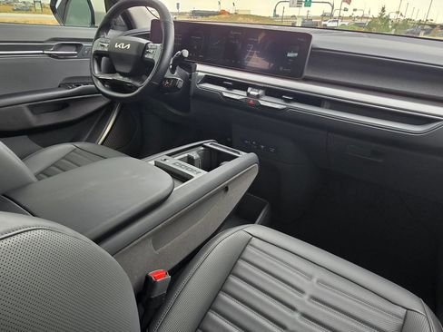 Used 2024 Kia EV9 Land AWD/4WD image 26