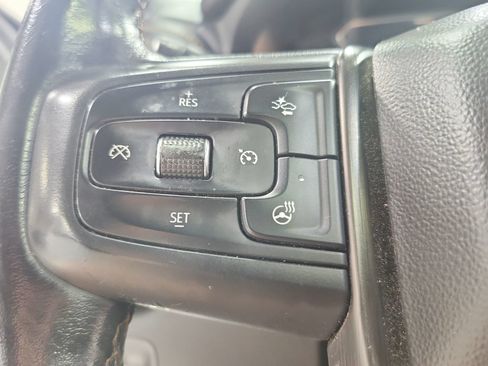 Used 2022 GMC Sierra 2500 AT4 w/ AT4 Premium Plus Package AWD/4WD image 28