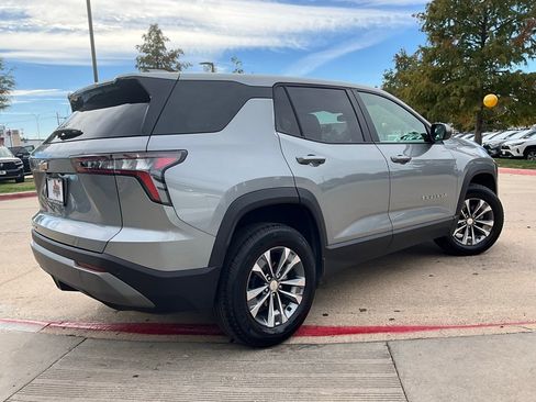 Used 2025 Chevrolet Equinox LT image 6