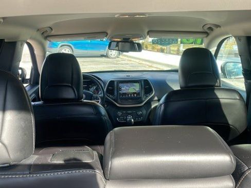 Used 2016 Jeep Cherokee High Altitude image 30