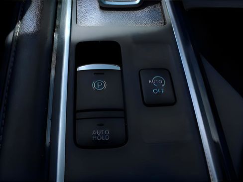 Used 2022 Nissan Pathfinder SL w/ Lighting Package (N92) image 25