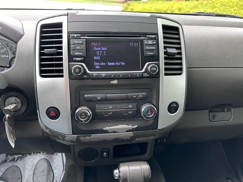 Used 2017 Nissan Frontier S RWD image 17