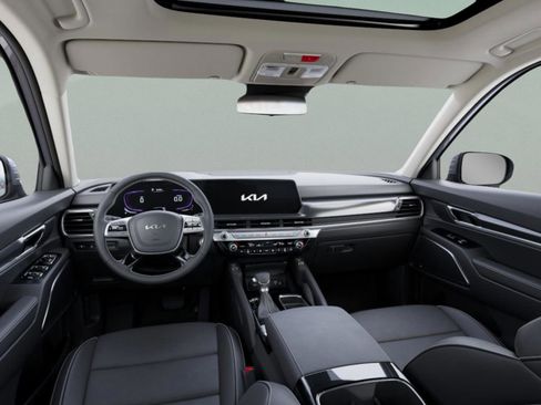 New 2025 Kia Telluride S image 12