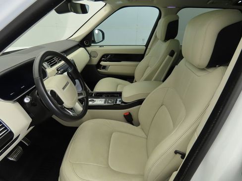 Used 2022 Land Rover Range Rover Westminster Edition image 18