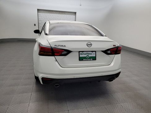 Used 2024 Nissan Altima 2.5 SR w/ SR Premium Package FWD image 6