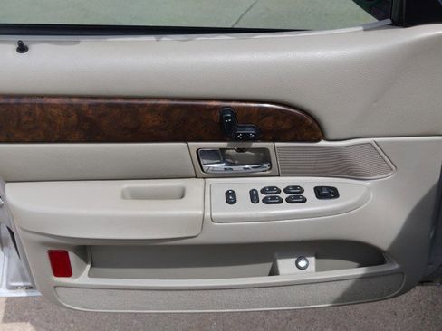 Used 2007 Mercury Grand Marquis LS RWD image 10