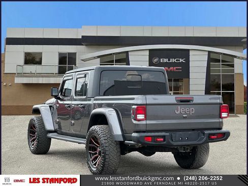 Used 2020 Jeep Gladiator Rubicon AWD/4WD image 4