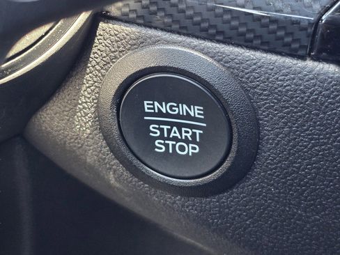 Used 2025 Ford Escape ST-Line AWD/4WD image 13