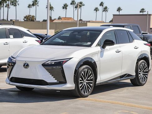 Used 2024 Lexus RZ 300e Premium w/ Technology Package FWD image 3