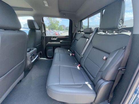 New 2026 GMC Sierra 3500 Denali w/ Denali Reserve Package AWD/4WD image 25