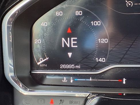 Used 2025 GMC Sierra 1500 Elevation image 36