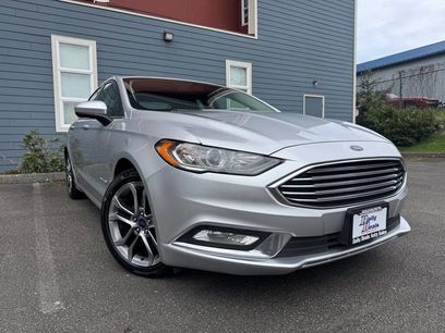 Used 2017 Ford Fusion SE w/ Equipment Group 601A