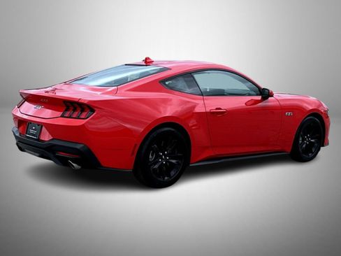 Used 2026 Ford Mustang GT RWD image 5