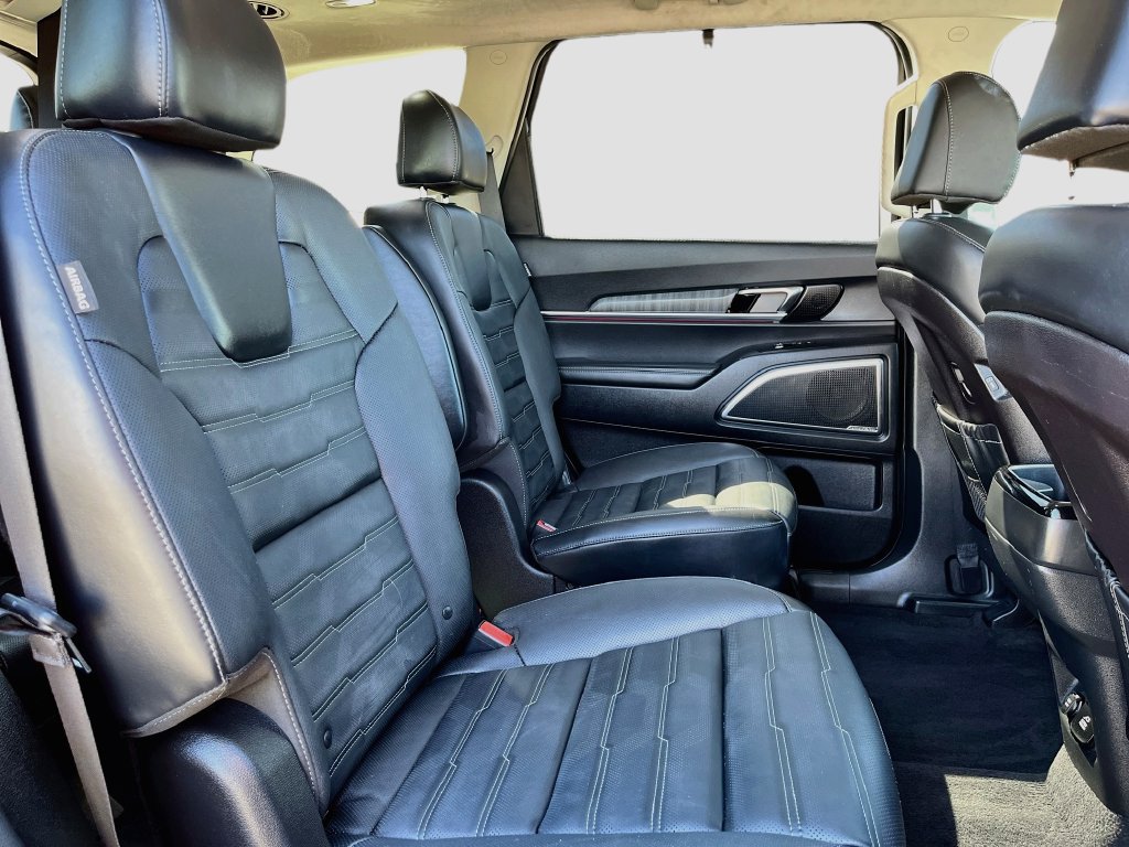 Used 2024 Kia Telluride SX Prestige w/ Towing Package AWD/4WD image 31