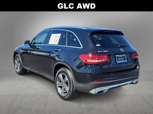 Used 2017 Mercedes-Benz GLC 300 4MATIC image 6